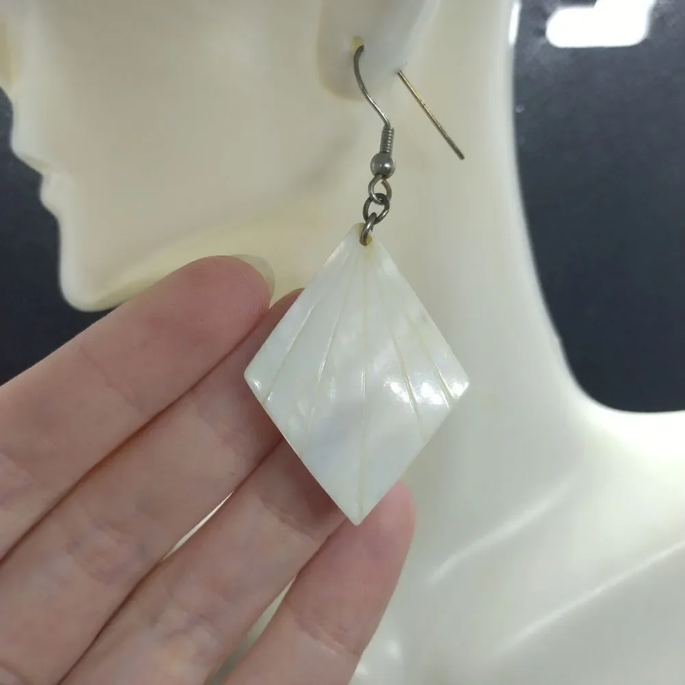 Brilliantly carved mother of pearl shell diamond‎ shaped earrings